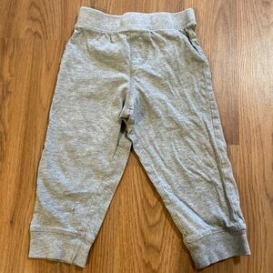 ✨8/$10. George. Grey joggers. 18-24 months